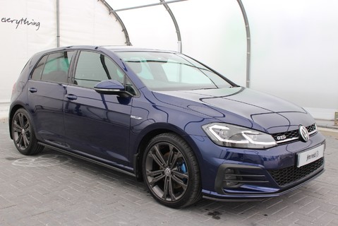 Volkswagen Golf GTD 2.0 DIESEL [185] TDI MANUAL 5