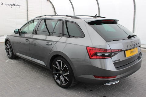 Skoda Superb SPORTLINE PLUS 1.5 [150] TSI DSG AUTOMATIC 18