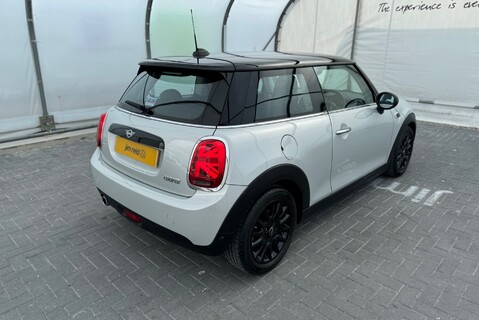 Mini Hatch COOPER 1.5 [135] PETROL MANUAL 14