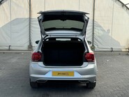 Volkswagen Polo TSI 1.0 [95] R-LINE MANUAL 22