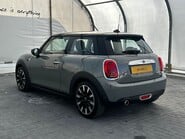 Mini Hatch COOPER EXCLUSIVE 1.5T [134] 3DR Manual 14