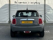 Mini Hatch COOPER EXCLUSIVE 1.5T [134] 3DR Manual 17