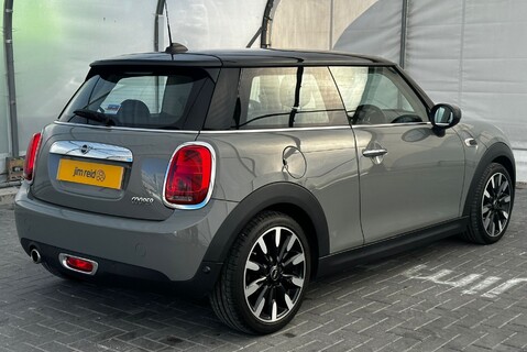 Mini Hatch COOPER EXCLUSIVE 1.5T [134] 3DR Manual 16