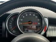 Mini Hatch COOPER EXCLUSIVE 1.5T [134] 3DR Manual 36