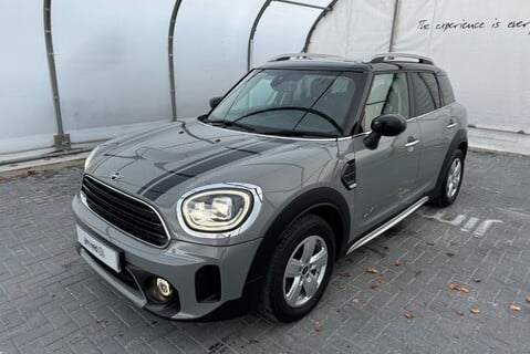 Mini Countryman COOPER ALL4 CLASSIC 1.5 [135] PETROL AUTOMATIC 3