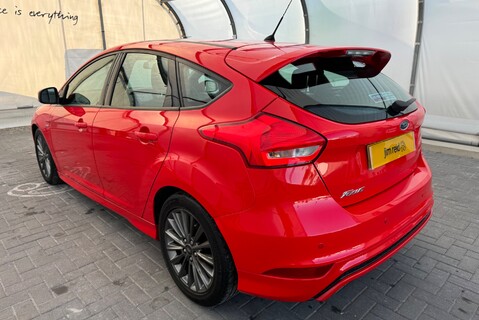 Ford Focus ST-LINE 1.5 [120] TDCI DIESEL MANUAL 16