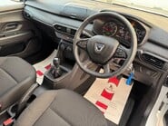 Dacia Sandero ESSENTIAL 1.0TCE [90] 5DR BI FUEL 23