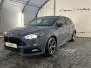 Ford Focus ST-3 2.0 [250] PETROL MANUAL 4