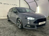 Ford Focus ST-3 2.0 [250] PETROL MANUAL 11