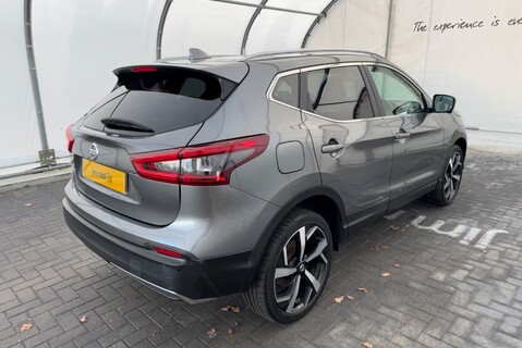 Nissan Qashqai DIG-T TEKNA 1.3 [160] PETROL MANUAL 16