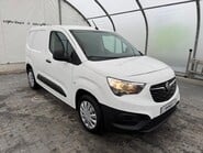 Vauxhall Combo L1H1 2300 1.5 [100] DYNAMIC DIESEL MANUAL 5