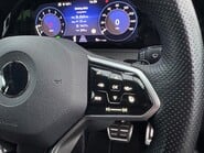 Volkswagen Golf R-LINE ETSI 1.5 [150] DSG AUTOMATIC PETROL 27