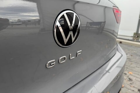 Volkswagen Golf STYLE 2.0TDI [150] DSG 22