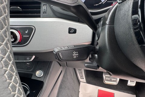 Audi A4 TFSI 2.0 [150] PETROL S LINE MHEV AUTOMATIC 32