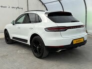 Porsche Macan 2.0T [242] PDK 22