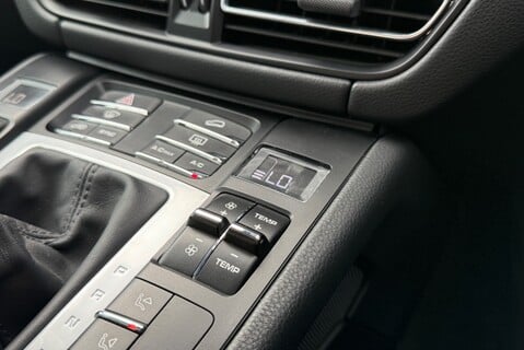 Porsche Macan 2.0T [242] PDK 30