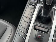 Porsche Macan 2.0T [242] PDK 34