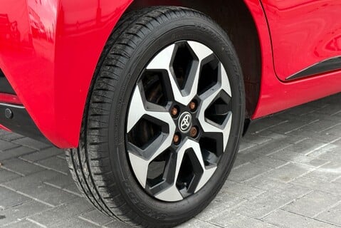 Toyota Aygo VVT-I X-TREND 1.0 [70] PETROL MANUAL 18