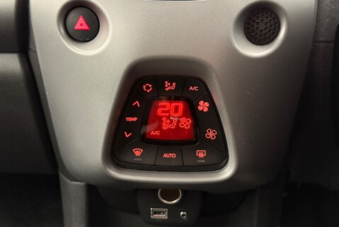 Toyota Aygo VVT-I X-TREND 1.0 [70] PETROL MANUAL 30