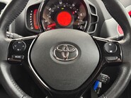 Toyota Aygo VVT-I X-TREND 1.0 [70] PETROL MANUAL 33