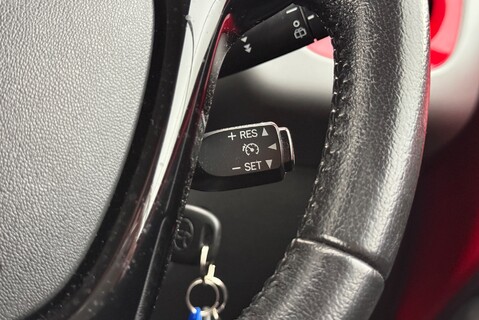 Toyota Aygo VVT-I X-TREND 1.0 [70] PETROL MANUAL 35