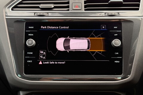 Volkswagen Tiguan R-LINE TDI 2.0 [150] DIESEL DSG AUTOMATIC 25