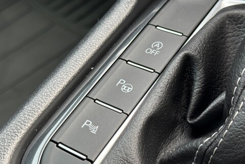 Volkswagen Tiguan R-LINE TDI 2.0 [150] DIESEL DSG AUTOMATIC 32