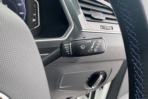 Volkswagen Tiguan R TSI 2.0 [316] 4MOTION DSG AUTOMATIC 30
