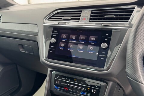 Volkswagen Tiguan R TSI 2.0 [316] 4MOTION DSG AUTOMATIC 37