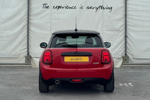 Mini Hatch 1.5T[135] COOPER CLASSIC 16