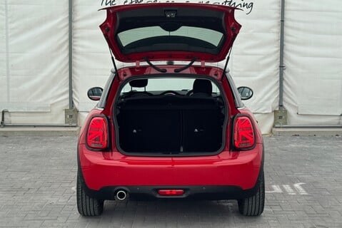 Mini Hatch 1.5T[135] COOPER CLASSIC 23