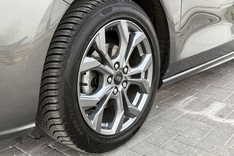 Ford Focus ST-LINE EDITION 1.0TMHEV [155] 4