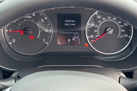 Dacia Duster 1.0 [90] PETROLPRESTIGE TCE MANUAL 29
