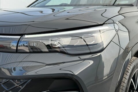 Volkswagen Tiguan R-LINE eTSI [150] DSG 7