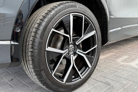 Volkswagen Tiguan R-LINE eTSI [150] DSG 21