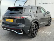 Volkswagen Tiguan R-LINE eTSI [150] DSG 22