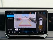 Volkswagen Tiguan R-LINE eTSI [150] DSG 29