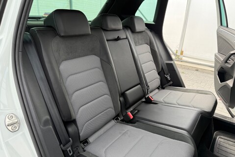 Volkswagen Tiguan R-LINE TECH 2.0TSI [190] 4MOTION DSG 12