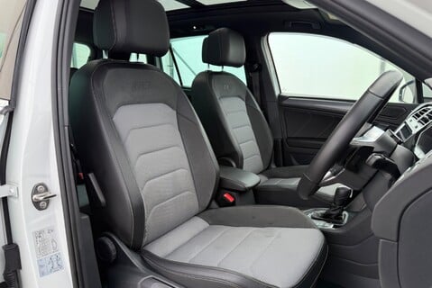 Volkswagen Tiguan R-LINE TECH 2.0TSI [190] 4MOTION DSG 16