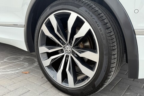 Volkswagen Tiguan R-LINE TECH 2.0TSI [190] 4MOTION DSG 23