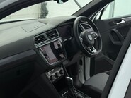 Volkswagen Tiguan R-LINE TECH 2.0TSI [190] 4MOTION DSG 33