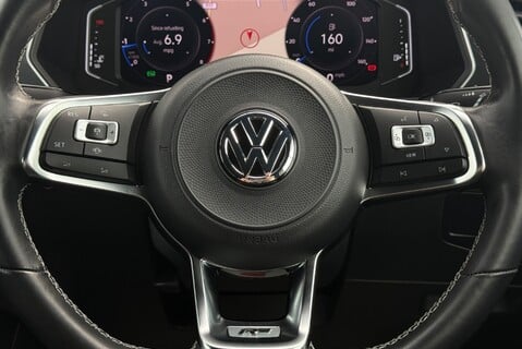 Volkswagen Tiguan R-LINE TECH 2.0TSI [190] 4MOTION DSG 41