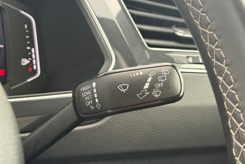 Volkswagen Tiguan R-LINE TECH 2.0TSI [190] 4MOTION DSG 43