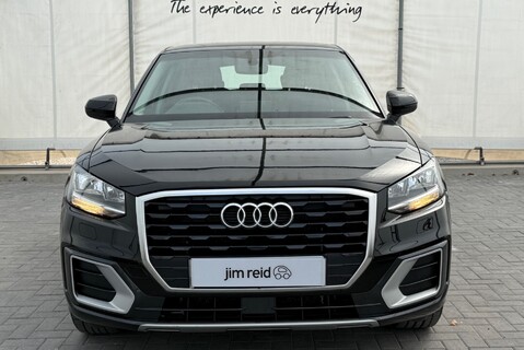 Audi Q2 1.0TFSI [95] SPORT 2