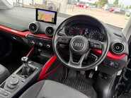 Audi Q2 1.0TFSI [95] SPORT 8