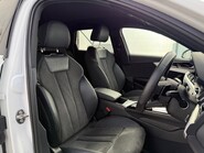 Audi A4 AVANT 2.0TFSI [201] S LINE MHEV S TRONIC 13