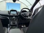 Ford Kuga ST-LINE X TDCI 11