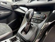 Ford Kuga ST-LINE X TDCI 16