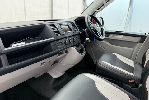 Volkswagen Transporter T32 TDI W/V 4MOTION BMT 20