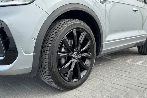 Volkswagen T-Roc R-LINE 1.5 [150] TSI PETROL DSG AUTOMATIC 4